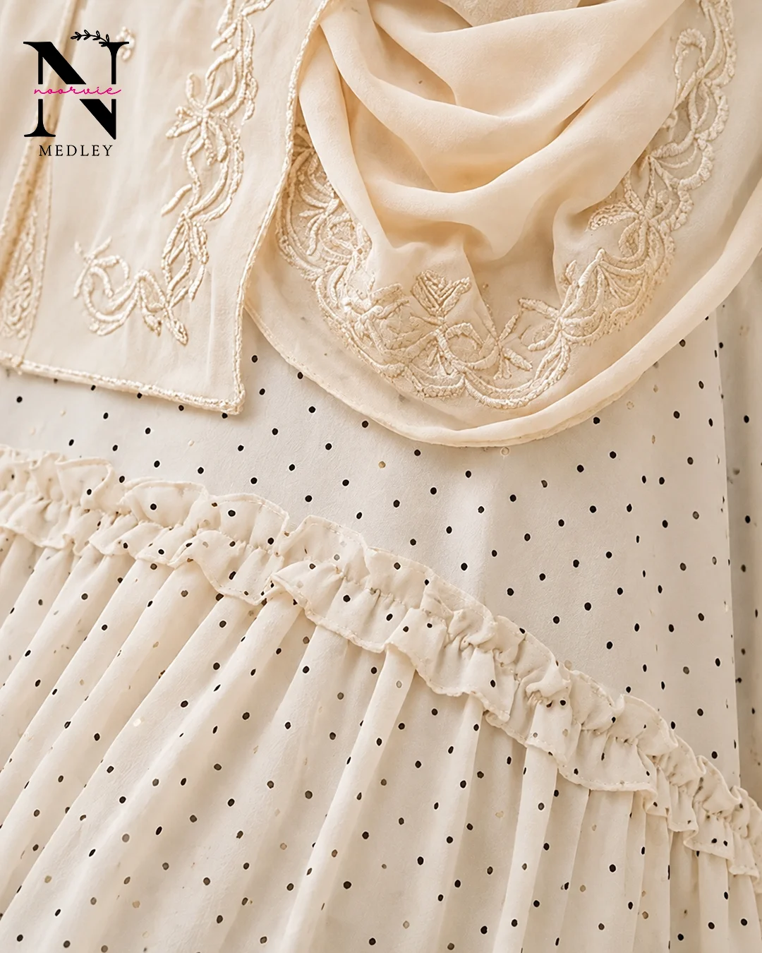 Noor-e-Dots Frill Abaya - Image 6