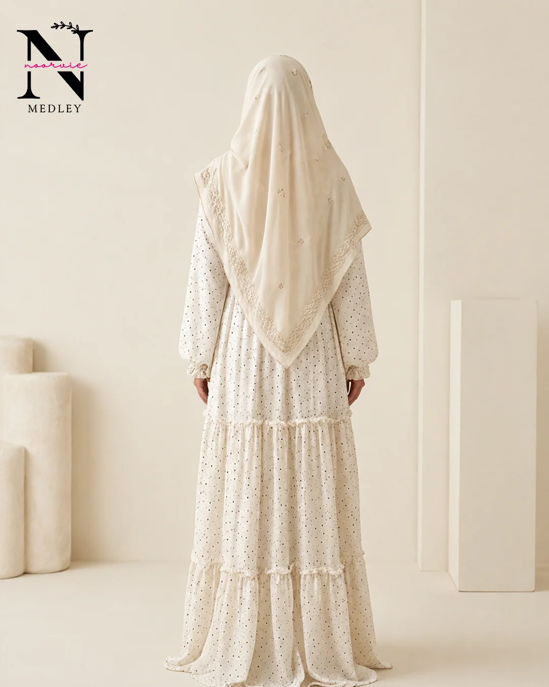 Noor-e-Dots Frill Abaya - Image 5